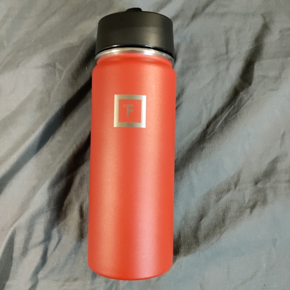 18 oz Iron Flask sports bottle red - Picture 2 of 12